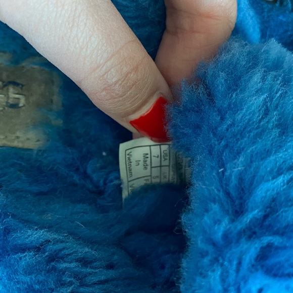 Ugg slippers - Picture 4 of 4